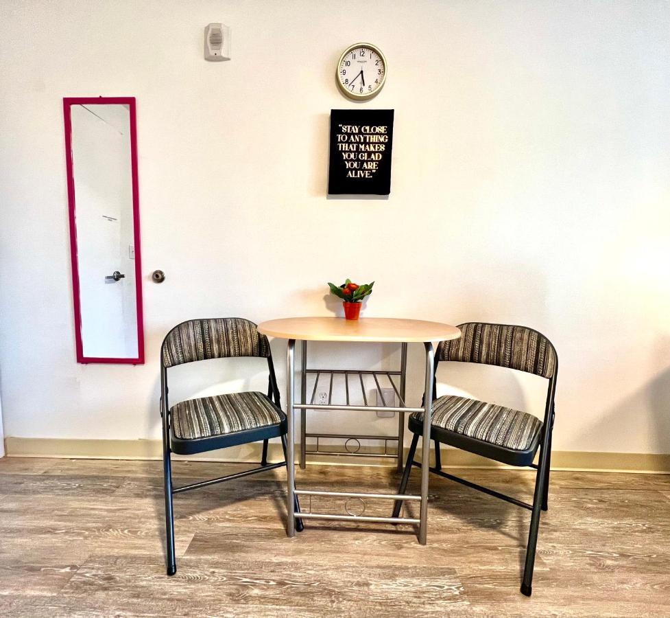 סיאטל Micro Studio Apartment In University District- 10 Mins Walk To University Of Wa מראה חיצוני תמונה