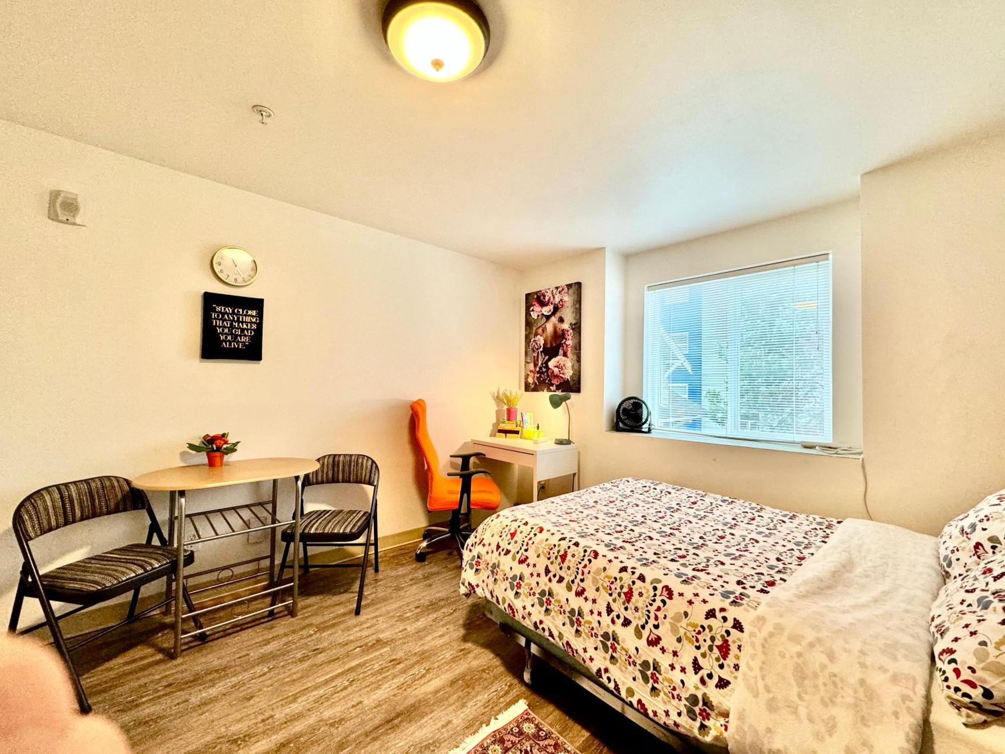 סיאטל Micro Studio Apartment In University District- 10 Mins Walk To University Of Wa מראה חיצוני תמונה