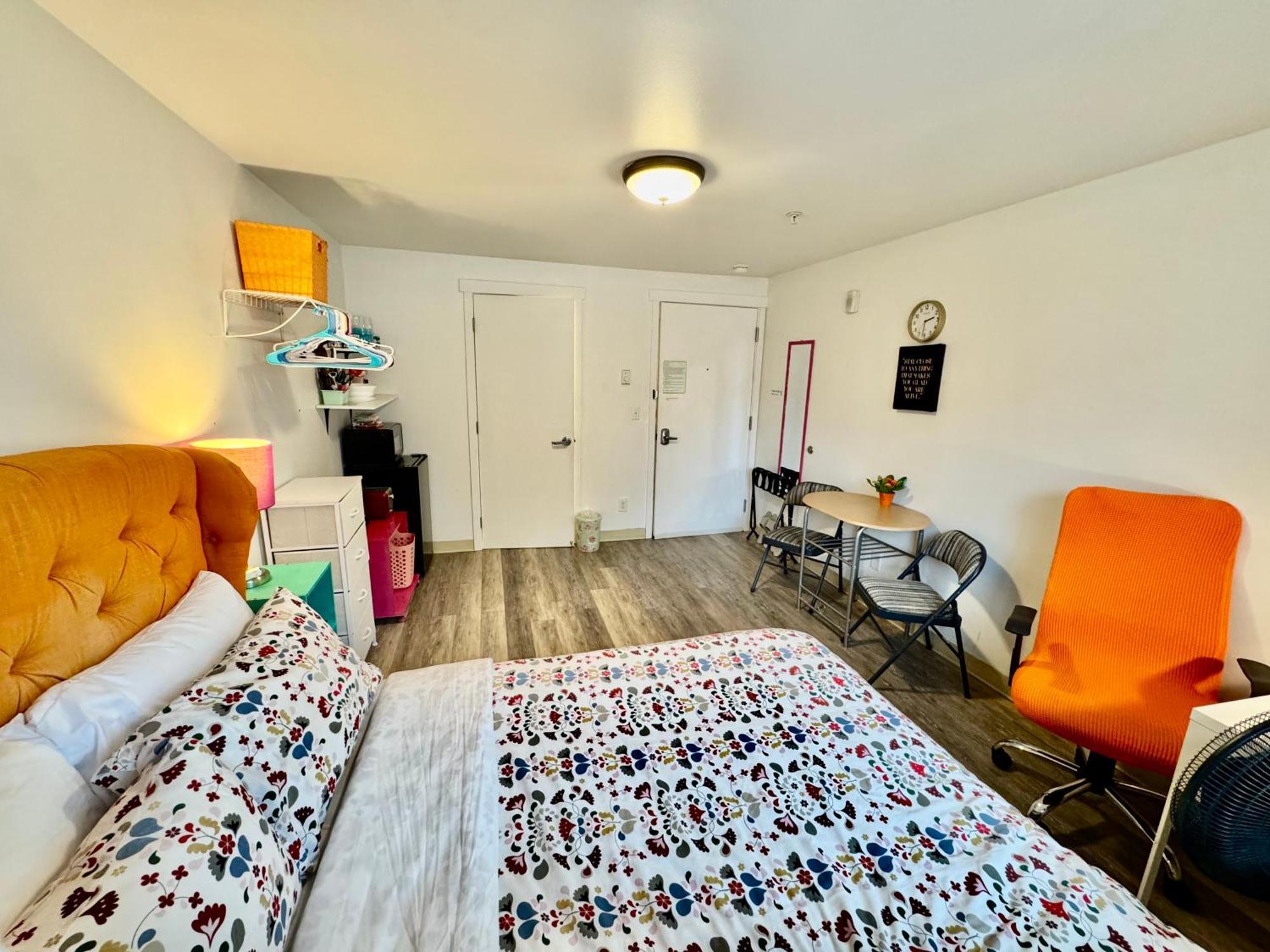 סיאטל Micro Studio Apartment In University District- 10 Mins Walk To University Of Wa מראה חיצוני תמונה