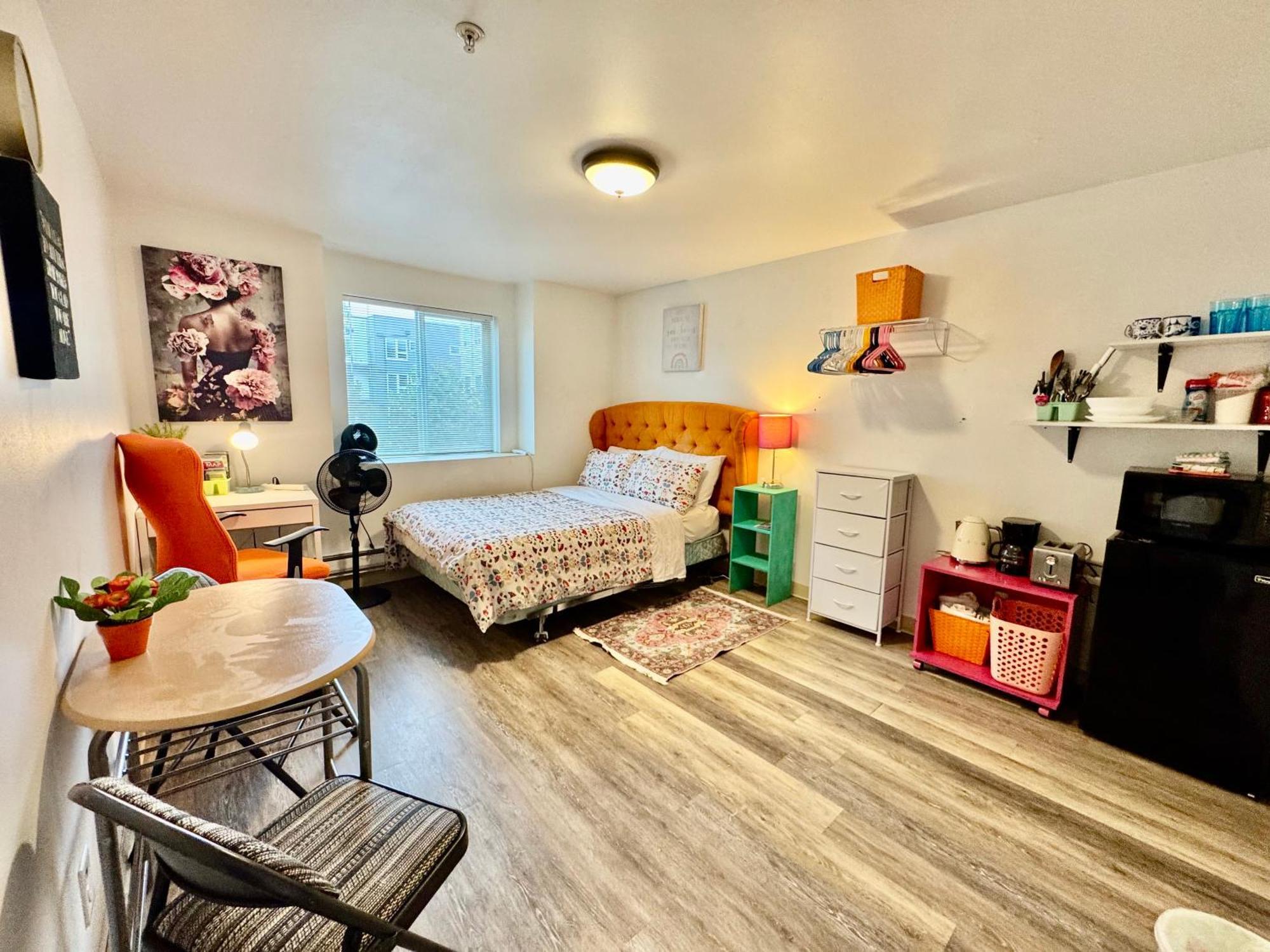 סיאטל Micro Studio Apartment In University District- 10 Mins Walk To University Of Wa מראה חיצוני תמונה