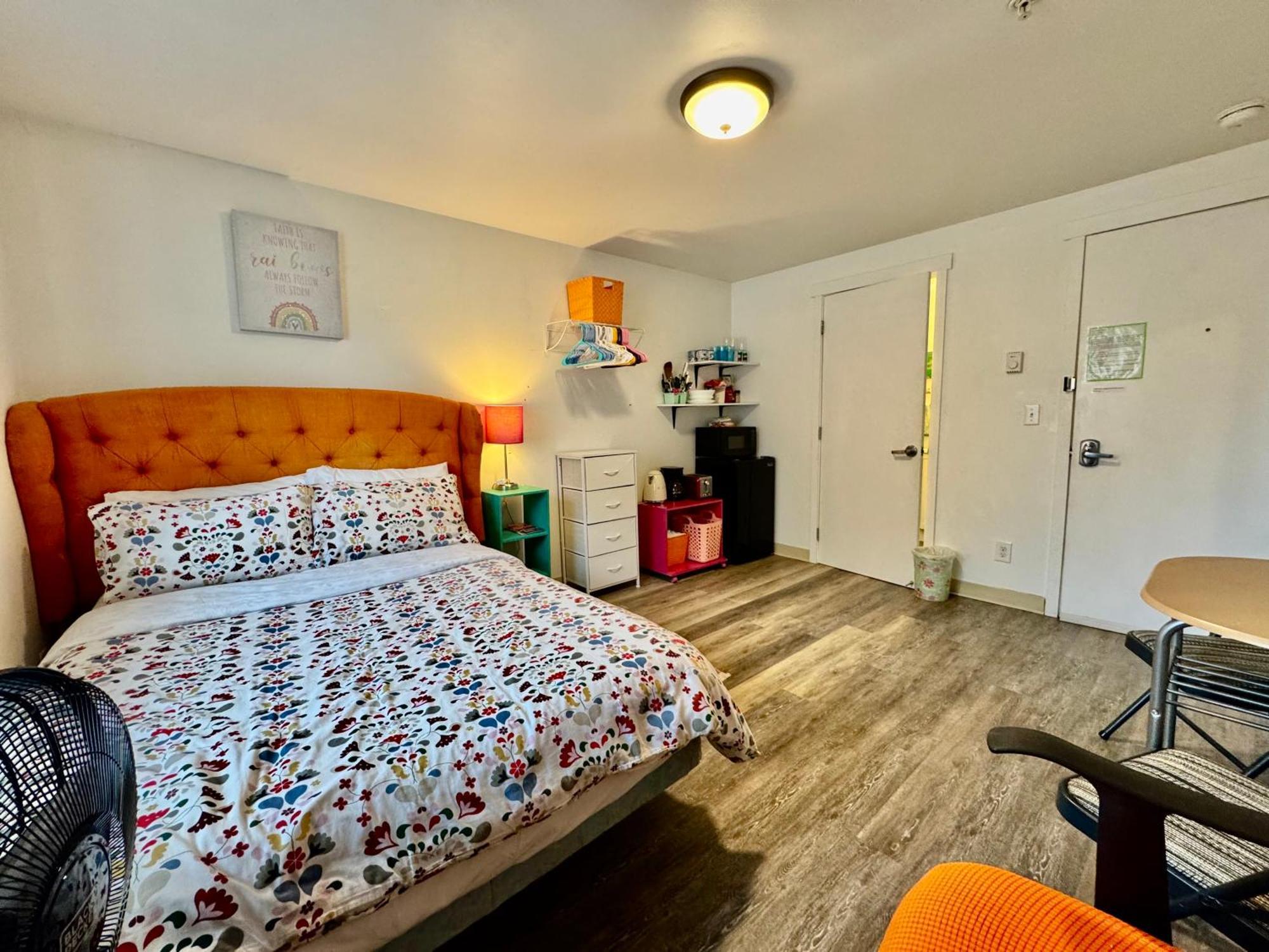 סיאטל Micro Studio Apartment In University District- 10 Mins Walk To University Of Wa מראה חיצוני תמונה